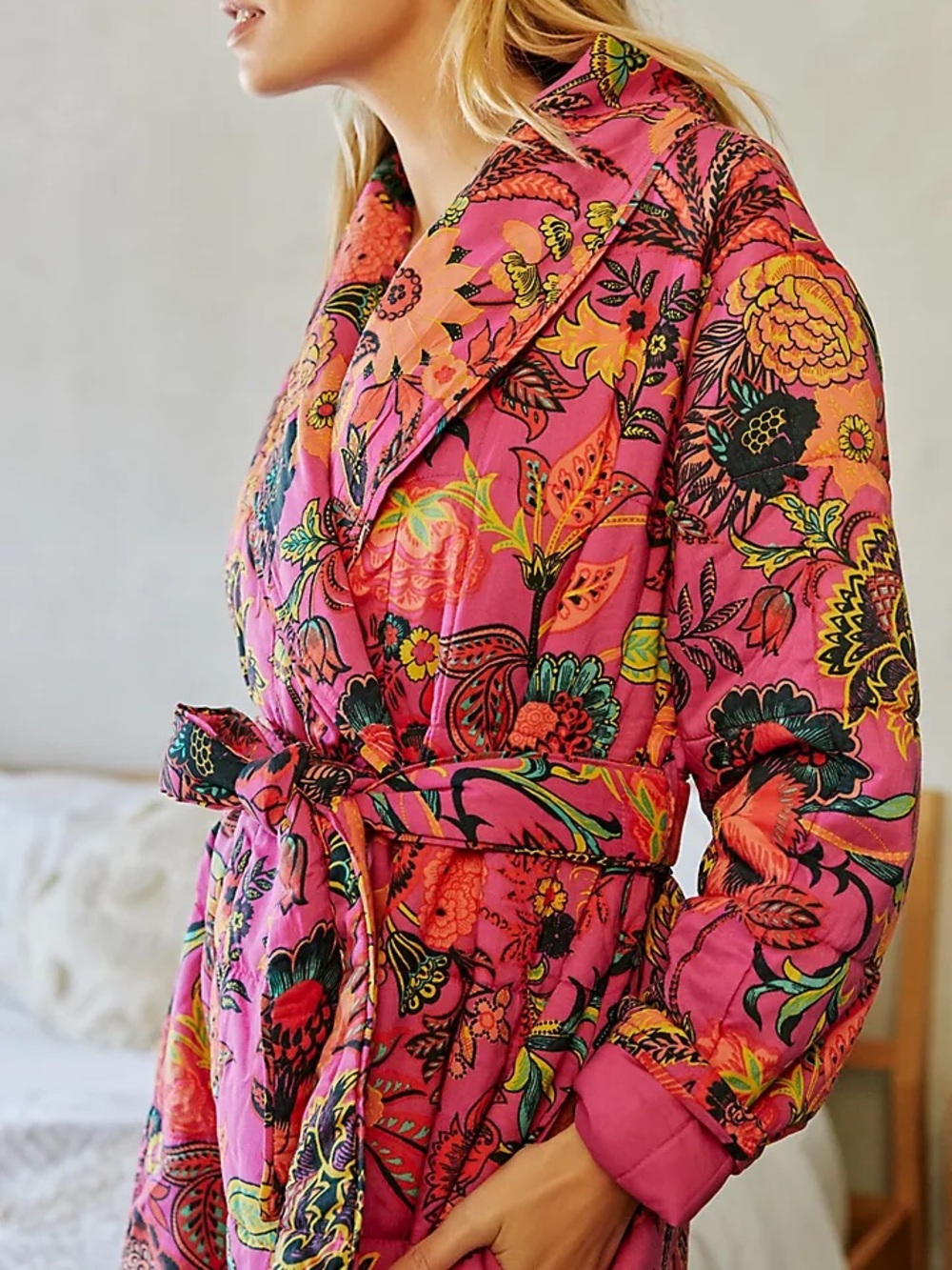 💐By Anthropologie - Pink Floral Quilted Long Robe with Belt - XS/S - Picture 2 of 6